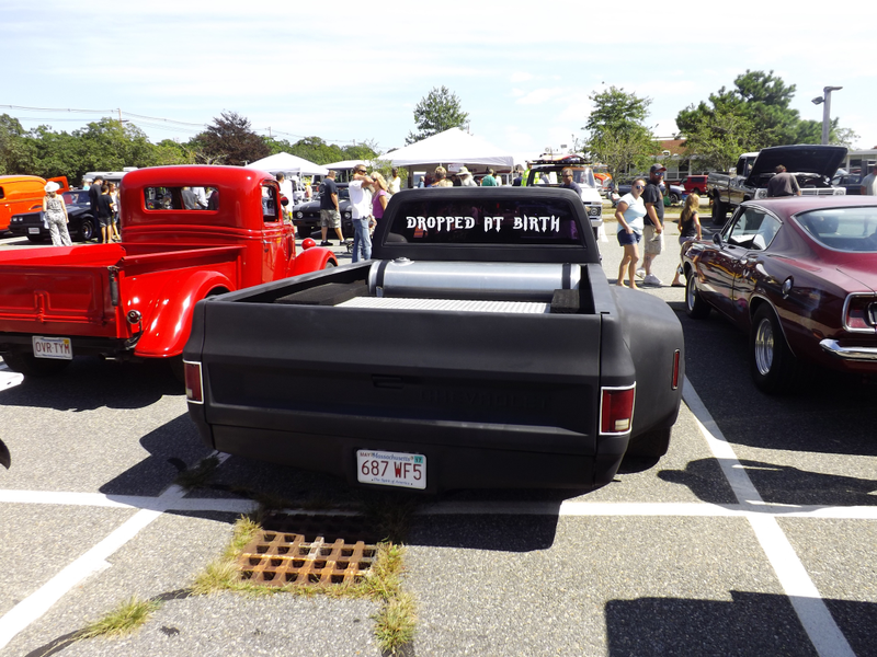 Illustration for article titled The 10th Annual Tisbury Fire Fighters' Car Show